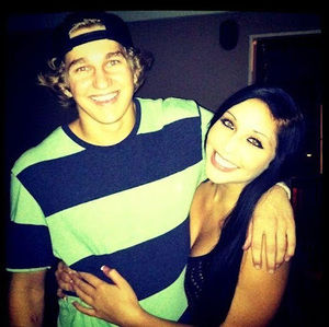 Meet your Posher, Hanke